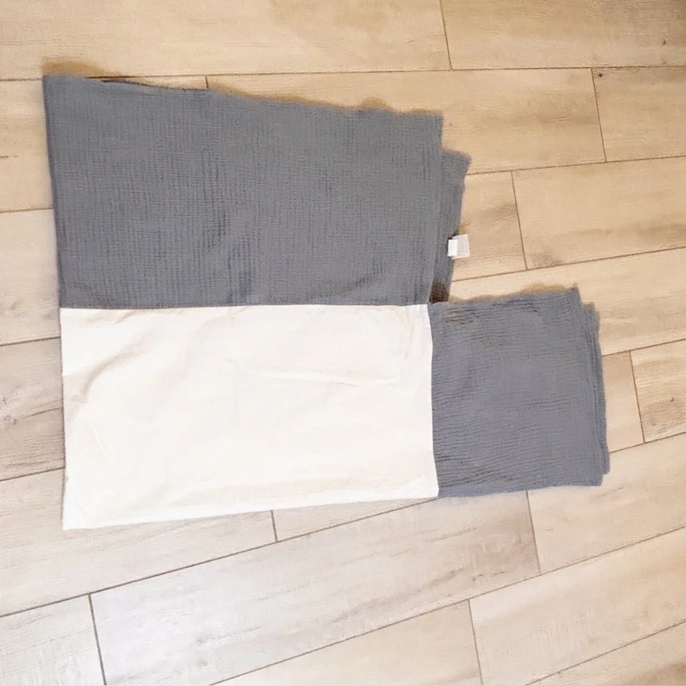 RESTORATION HARDWARE RHBABY&CHILD Ocean Featherlight Cotton Gauze Crib Skirt